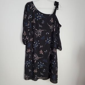 Black Chiffon Cold Shoulder Dress Size Large